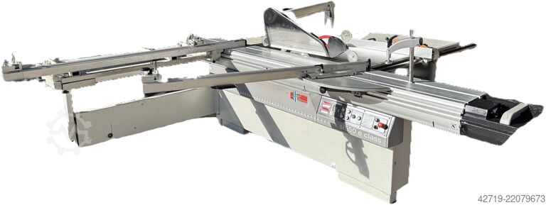 Ferăstrău formatizat SCM SI 550 E Class