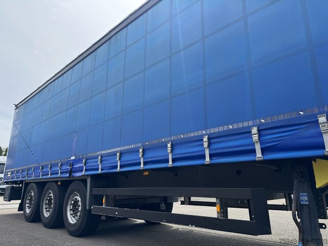 SCS24/L standard, zvedací náprava, bezpečnostní střecha Schmitz Cargobull SCS24/L Standard, Liftachse, SafetyRoof