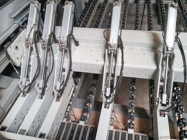 Panelsåg med automatisk matning SELCO WNTRV 730