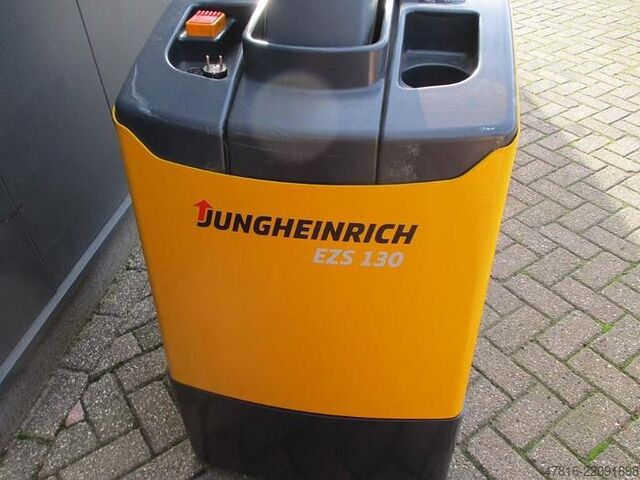 Traktör Jungheinrich EZS 130
