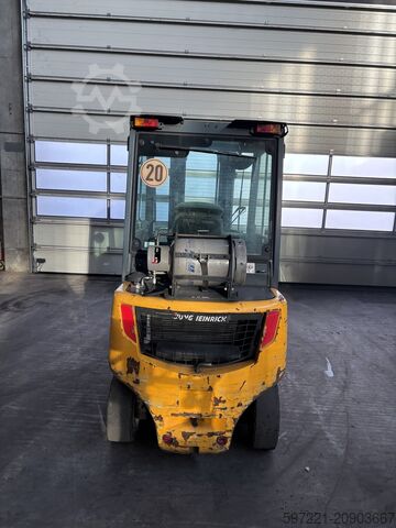 PB targoncák Jungheinrich TFG 425 S