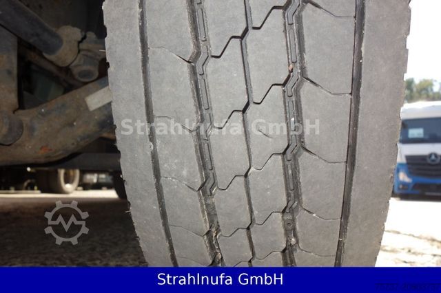 Sandučar kamion MAN TGL 8.180  Motorschaden!!