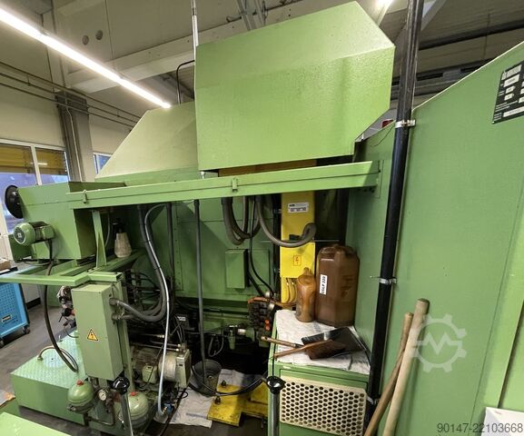 Tandwielsnijmachine Mikron A35