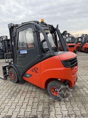 Wózek widłowy z silnikiem wysokoprężnym Linde H30D-02