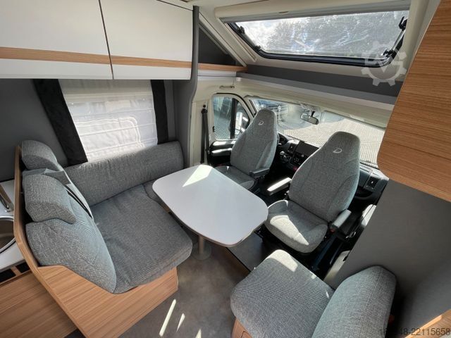 Półzintegrowany kamper DETHLEFFS Just 90 T 7052 | Queensbett *Schöne Ausstattung!