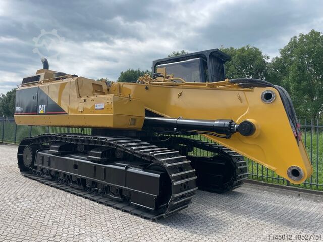 Raupenbagger Caterpillar 375 UHD
