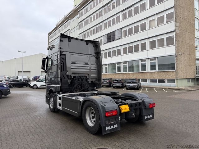 Standardni tegljač MAN TGX 18.510 4x2 XXL Retarder 2x Tank ACC Indiv.