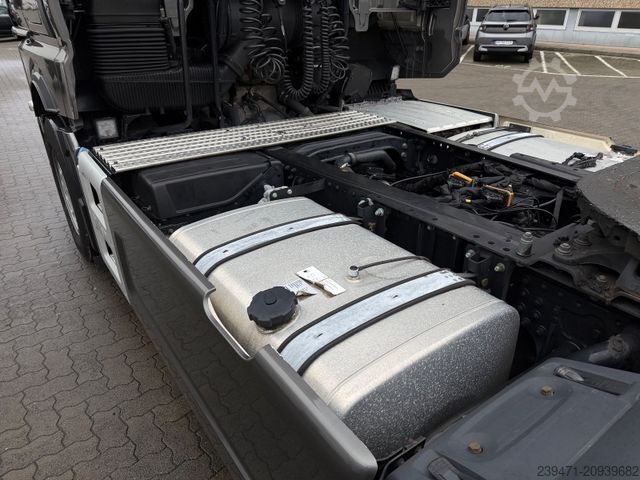 Standardni tegljač MAN TGX 18.510 4x2 XXL Retarder 2x Tank ACC Indiv.