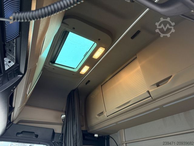 Standardni tegljač MAN TGX 18.510 4x2 XXL Retarder 2x Tank ACC Indiv.