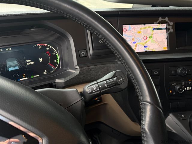 Standardni tegljač MAN TGX 18.510 4x2 XXL Retarder 2x Tank ACC Indiv.