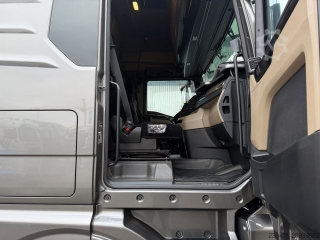 Standardni tegljač MAN TGX 18.510 4x2 XXL Retarder 2x Tank ACC Indiv.