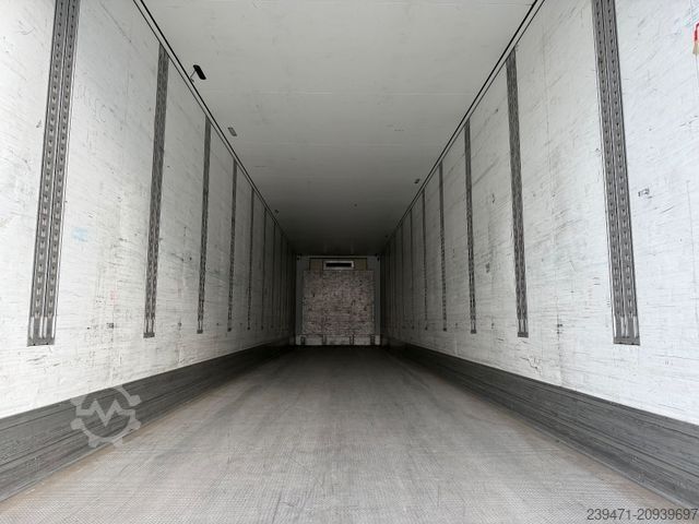 Hűtő félpótkocsi SCHMITZ CARGOBULL SKO 24/L - 13.4 Carrier Maxima 1300 Lift