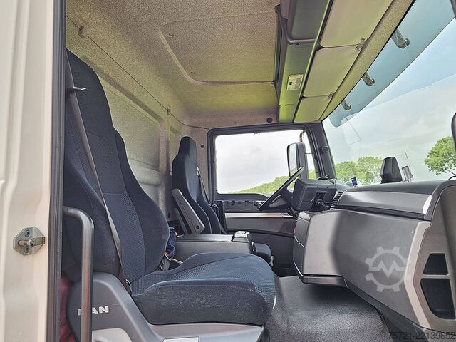 Maleta M.A.N. 18.250 TGM BL TAILLIFT AIRCO