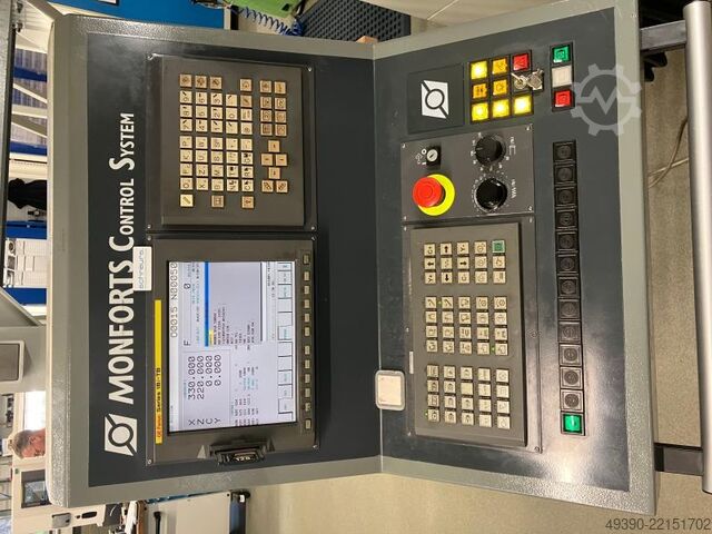 Torno CNC com ferramentas acionadas e eixo Y; comando CNC FANUC Series 18i-TB, centro de usinagem (B MONFORTS RNC 300 MultiTurn