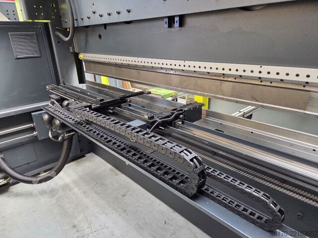 Prensa dobradeira SafanDarley E Brake B 100 3100