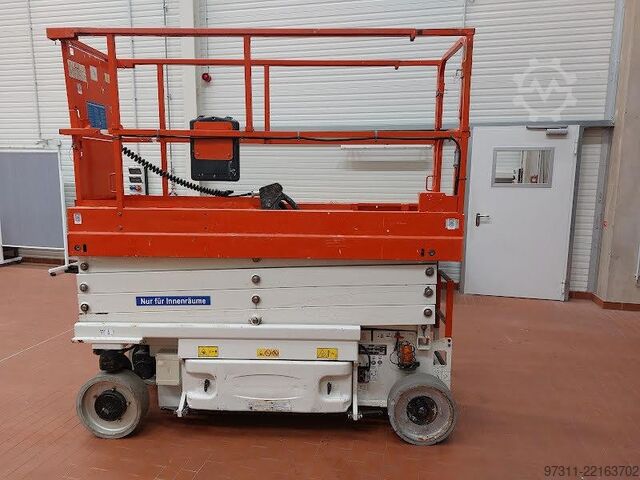 Elevador de tesoura JLG 2632ES