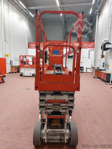Elevador de tesoura JLG 2632ES