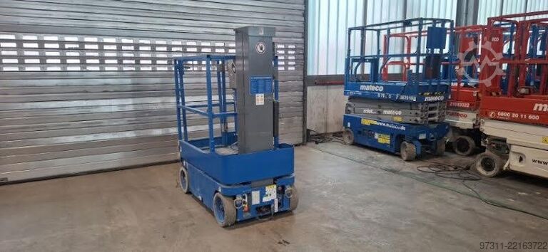 Plataforma elevatória SkyJack SJ12