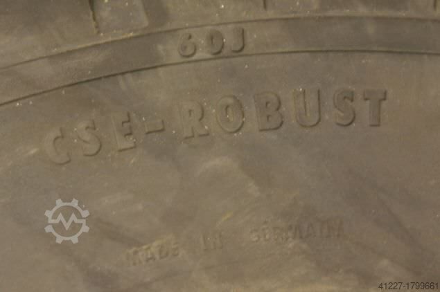 Massief rubberen banden Continental 7.00-15 SC10