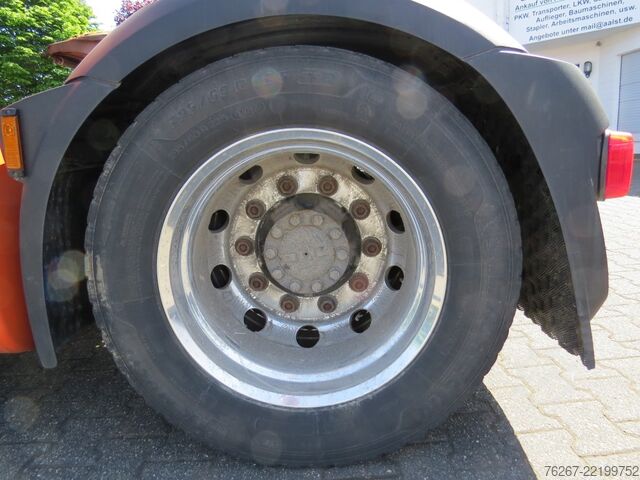 Standardní tahač Daf XF 530 FT SZM Super Space Cub ACC