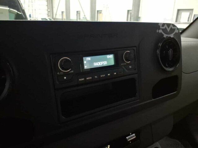 Kastenwagen hoch Mercedes-Benz eSprinter 312 Kasten FWD,Klima,Post Tür