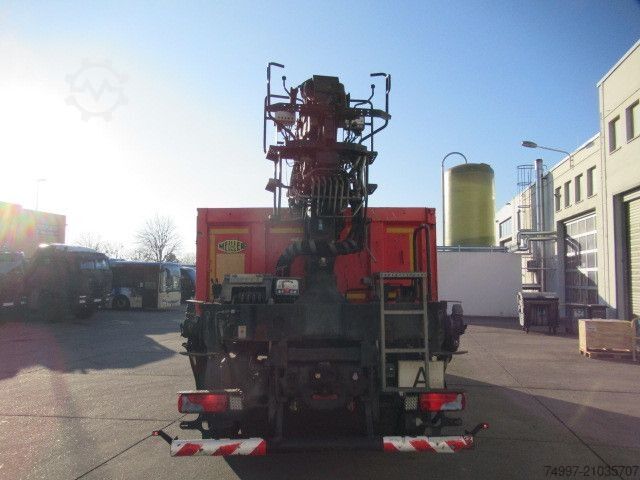 Tipper truck MAN 26.440 / 6 x 4 / Jonsered 1100 / Greifer