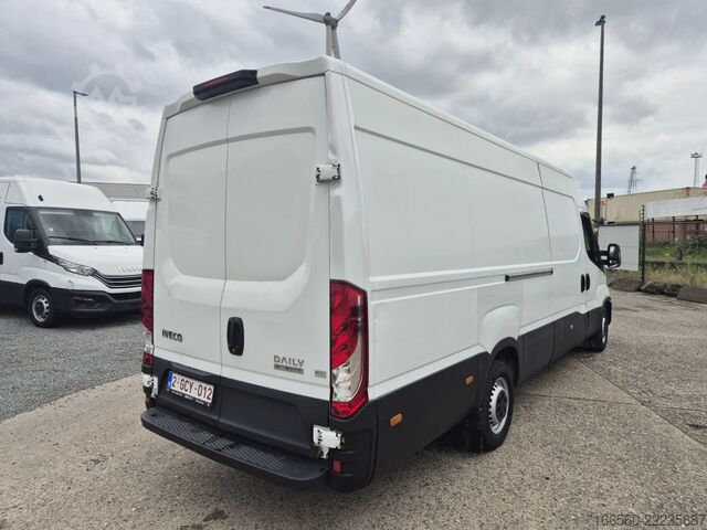 Dubă Iveco Daily 35 S 16