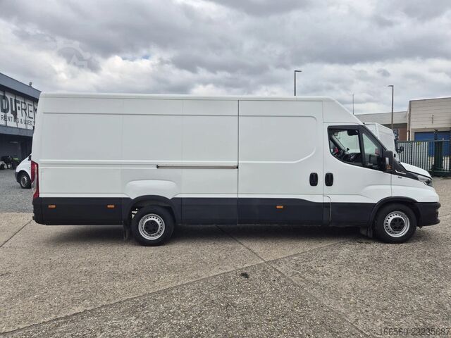 Dubă Iveco Daily 35 S 16