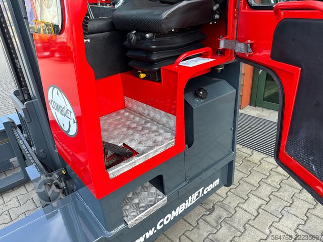 Wózek widłowy czterokierunkowy Combilift C4000 /2015 /Diesel/Triplex 7500 mm