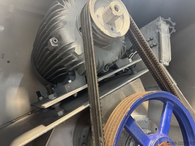 Malaxor industrial cu palete, ax unic  4.000 liter
