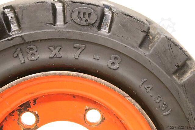 Massieve rubberen banden 2 stuks Watts Premia 18x7-8