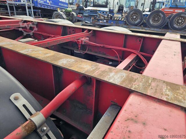 Transport von Containern FREUHAUF OCCZ 42-327 A| 40 FT HIGHCUBE| 2 X 20 FOOT 20 F...