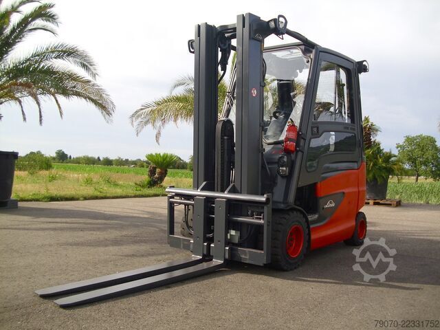 Carretilla elevadora frontal Linde E30HL-01/600-387 TRIPLEX-ZVG/SS-KAB/HZG-