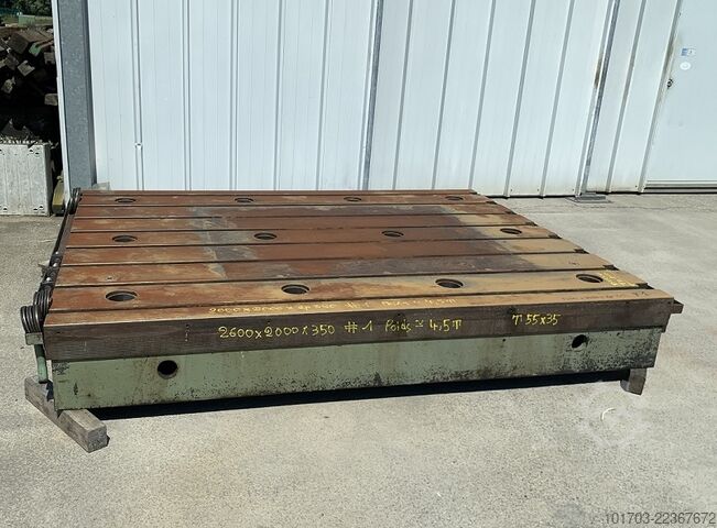 Gietijzeren bed Taque fonte rainurée - Floor Plate 2600 x 2000 x 350 mm - No 1