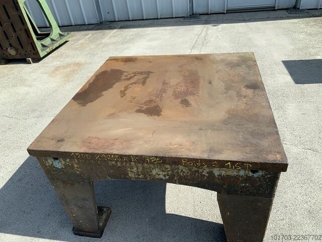 Gietijzeren oppervlakteplaat op poten Marbre en fonte sur pieds 1200 x 1200 x 780 mm