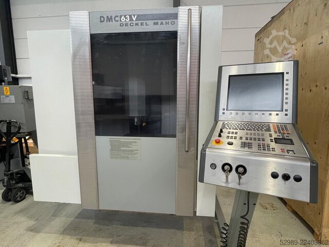 Centre d’usinage vertical Deckel Maho DMC 63 V