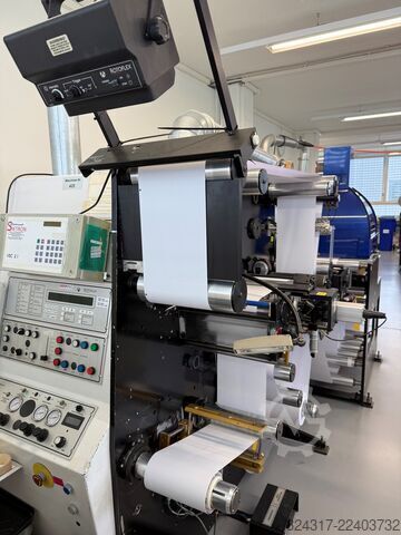 Rotoflex HTI-330 con telecamera Nikka Rotoflex HTI-330 with Nikka-Camera HTI-330 with Nikka-Camera