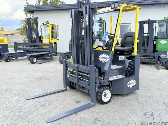 Carrello elevatore a 4 direzioni Combilift C3000CB GAS TRIPLEX 4900 POSITIONER TOP1