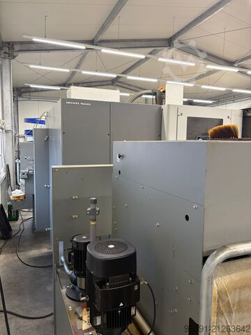 Vertikální obráběcí centrum Deckel Maho DMC 835 V