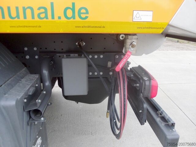 Sweeper Mercedes-Benz Atego 1323 LKO 4x2 / Themis S7B