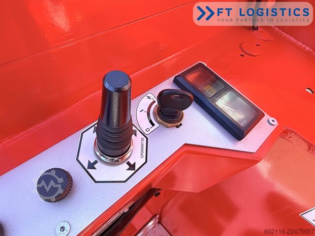 Négyirányú targoncát Combilift C3000GST GAS TRIPLEX 8300 FREE LIFT TOP1