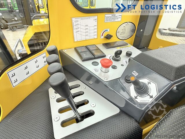 Négyirányú targoncát Combilift C4000 GAS DUPLEX 4600 FORK POSITIONER