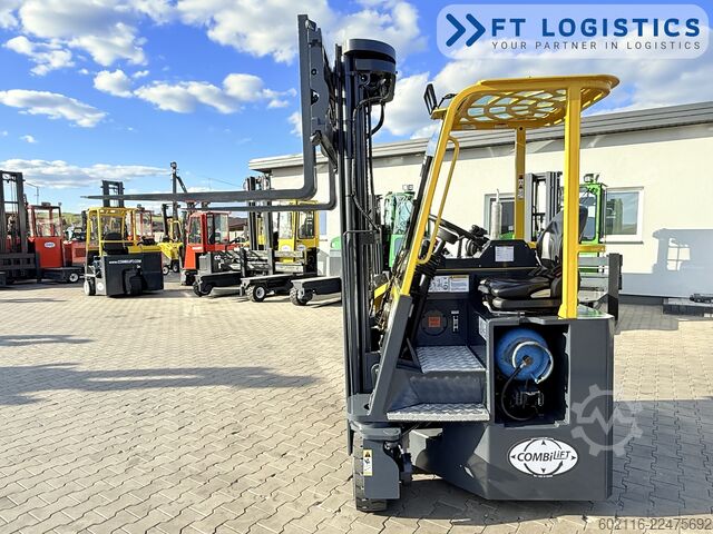 Négyirányú targoncát Combilift CB2500 GAS TRIPLEX 6000 FREE-LIFT