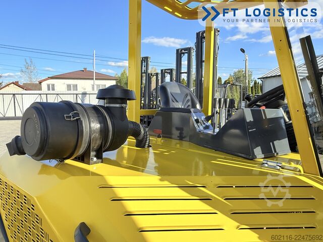 Négyirányú targoncát Combilift CB2500 GAS TRIPLEX 6000 FREE-LIFT