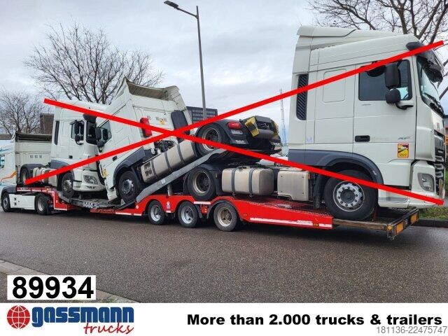 Naczepa niskopodwoziowa Kässbohrer TT Tieflader für Fahrzeugtransporte