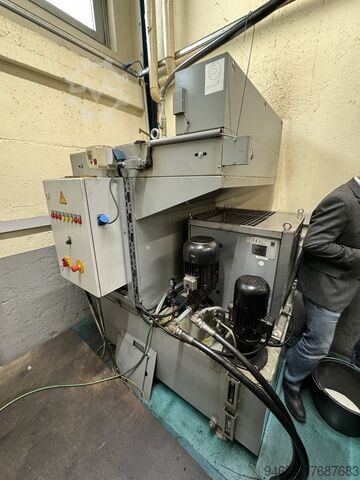 Verticale draaibank EMAG VTC 250