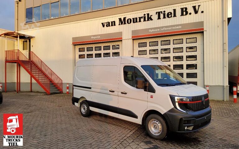 Furgonetă Renault Master NEW TYPE 150.35 EURO 6 L2H2 - 2x ZIJSC...