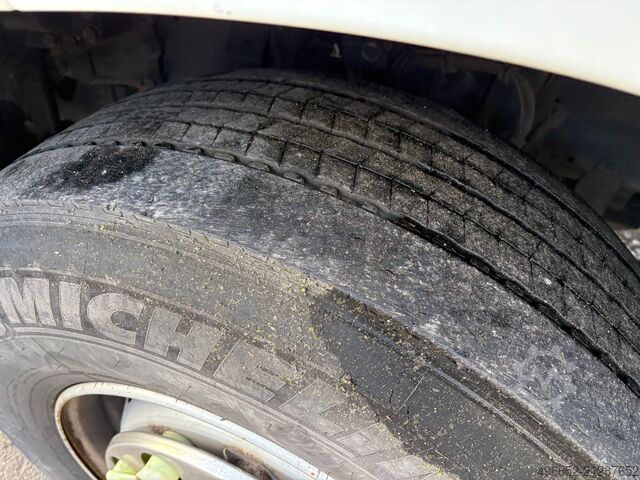 Standard tractor unit DAF XF 480 FT