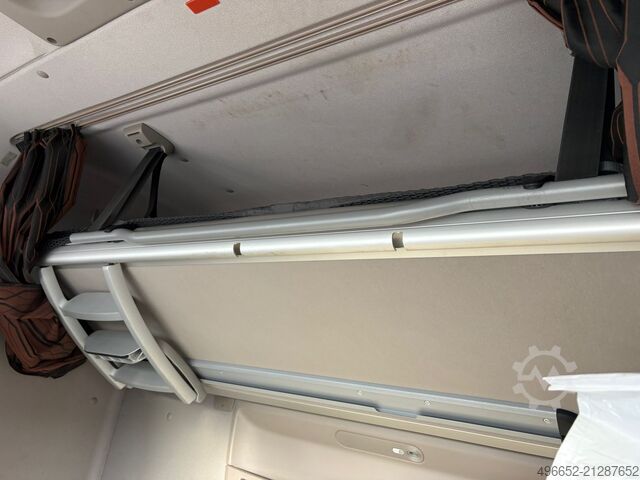 Standard tractor unit DAF XF 480 FT