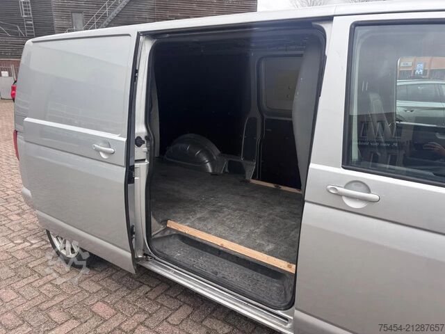 Furgon blaszak Volkswagen Transporter 2.0 TDI L2H3